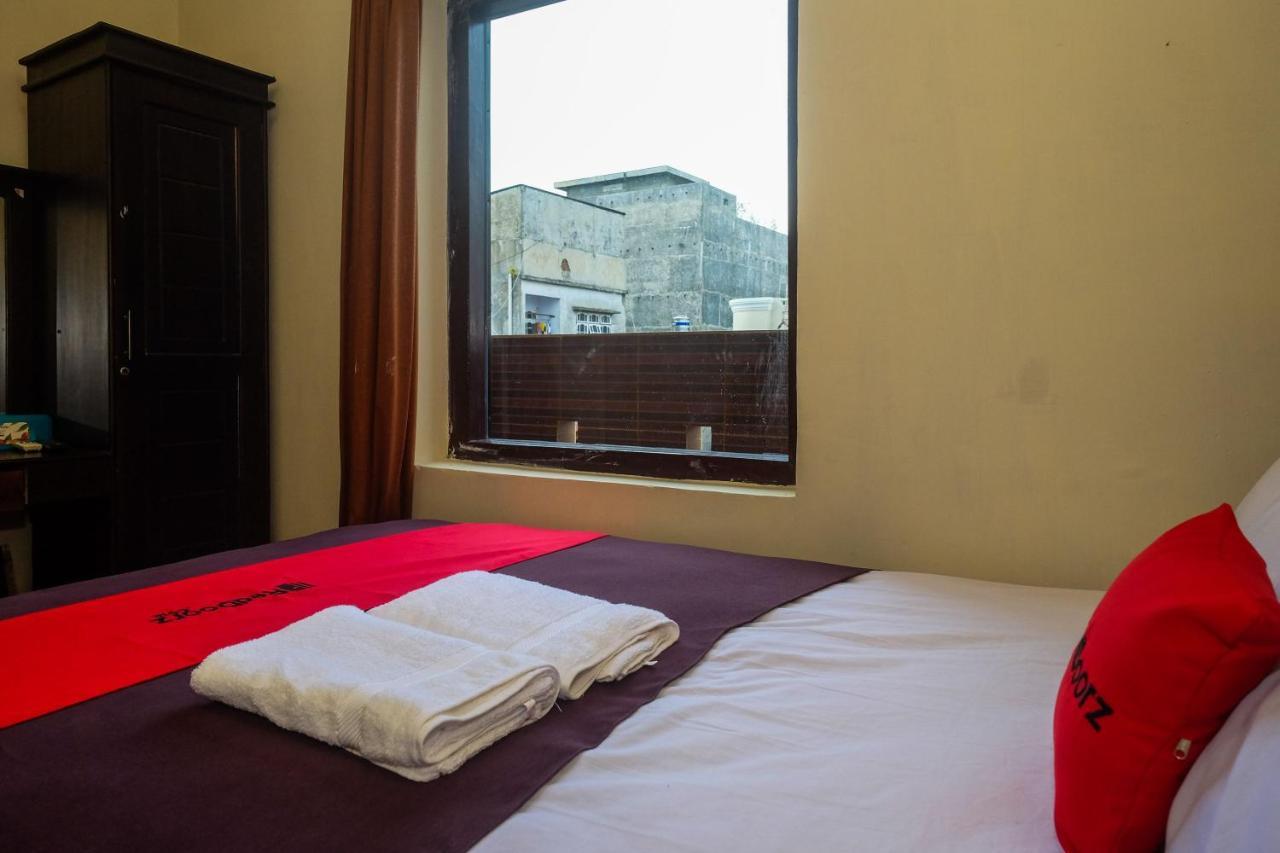 Reddoorz At Hotel Rich Parepare Near Pantai Mattirotasi 외부 사진